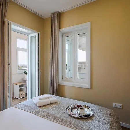 Sunny Flat With Private Terrace & Bbq By Hostwise * Porto