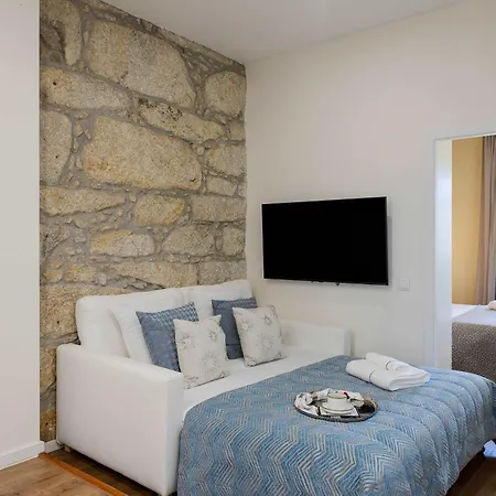 Apartman Sunny Flat With Private Terrace & Bbq By Hostwise Porto