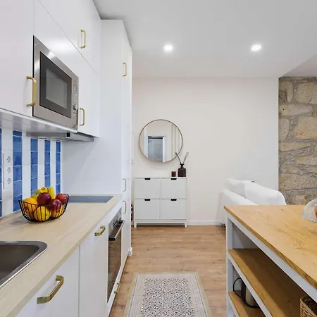 Appartement Sunny Flat With Private Terrace & Bbq By Hostwise