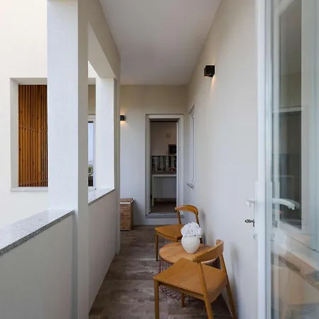 Sunny Flat With Private Terrace & Bbq By Hostwise * Porto